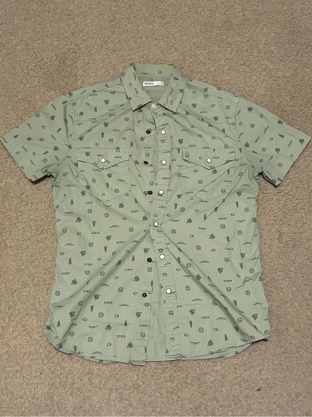 Sonoma Short Sleeve Button-Down Shirt in Light Green with Navy Print